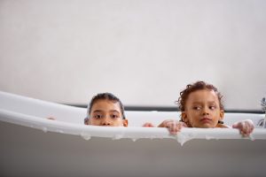 kids-in-a-bathtub